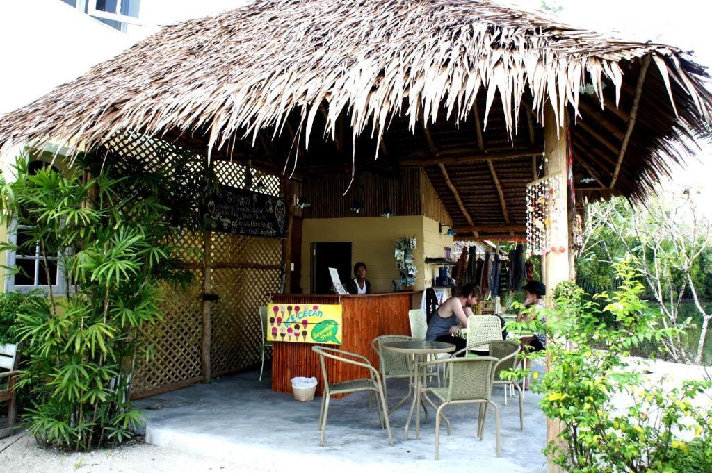 Roo Poo Guest House Koh Kho Khao Island Exterior foto